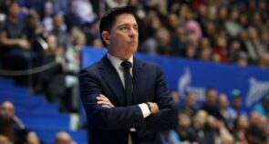 Ο Πασκουάλ επιστρέφει στην Μπαρτσελόνα με τριετές συμβόλαιο