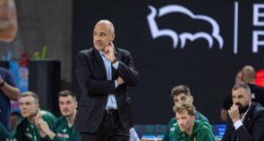 Κολοσσός: Επίσημη επιστροφή Λυκογιάννη στον πάγκο