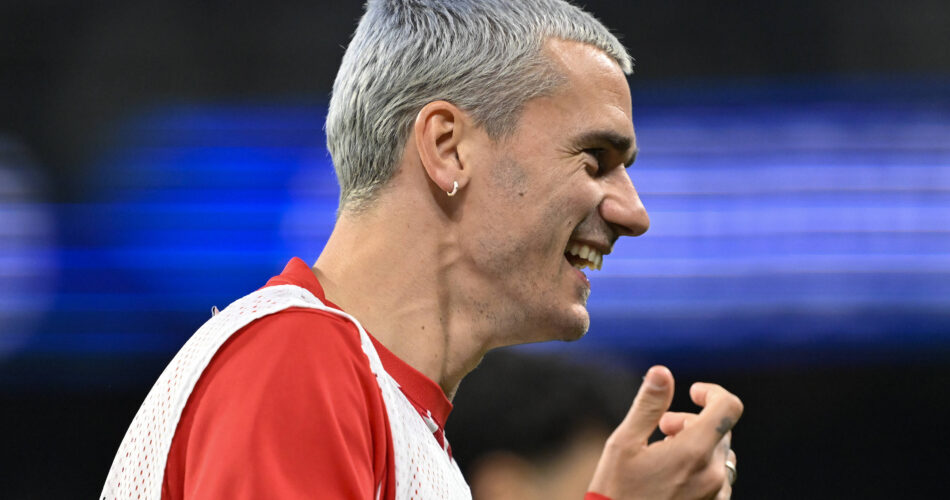 Ο Αντουάν Γκριεζμάν που υπέγραψε στην Ορλάντο Σίτι