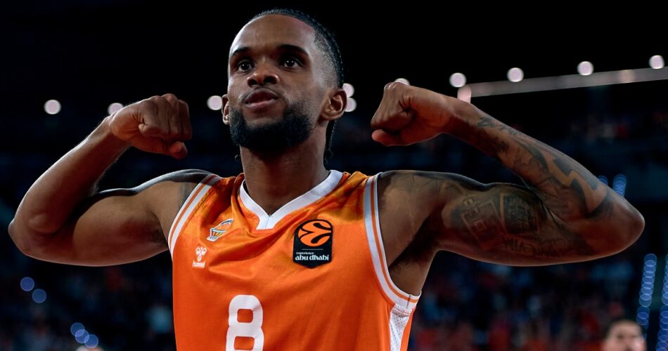 Ο Ζαν Μοντέρο της Βαλένθια σε αγώνα EuroLeague απέναντι στον Παναθηναϊκό