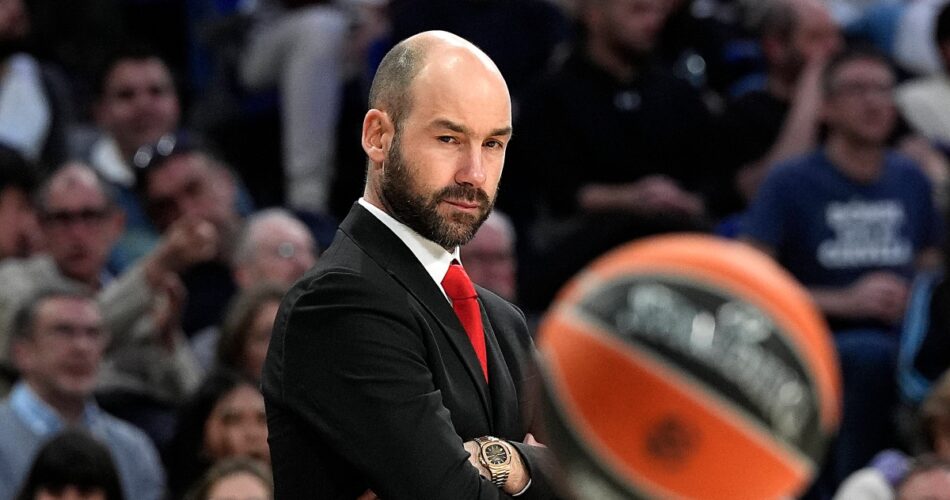Ο Βασίλης Σπανούλης σε αγώνα της Μονακό στην EuroLeague τη σεζόν 2025-26