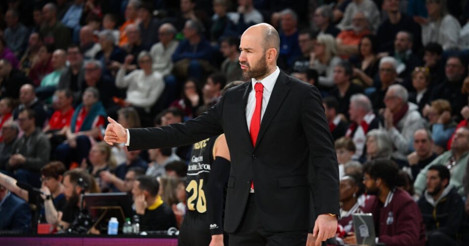 Ο Βασίλης Σπανούλης σε αγώνα της Μονακό στην EuroLeague πριν την αποχώρησή του