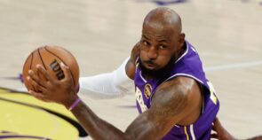 NBA: Η μεγάλη απόφαση του ΛεΜπρόν Τζέιμς πλησιάζει και έχει ξεχωρίσει τρεις ομάδες
