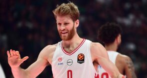 Ολυμπιακός: «Χρυσή» πρόταση της Ντουμπάι BC για Γουόκαπ