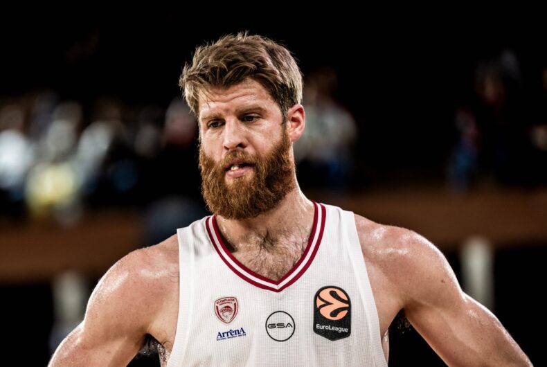 Ο GM της Ντουμπάι BC έκανε… αποκαλύψεις για Γουόκαπ