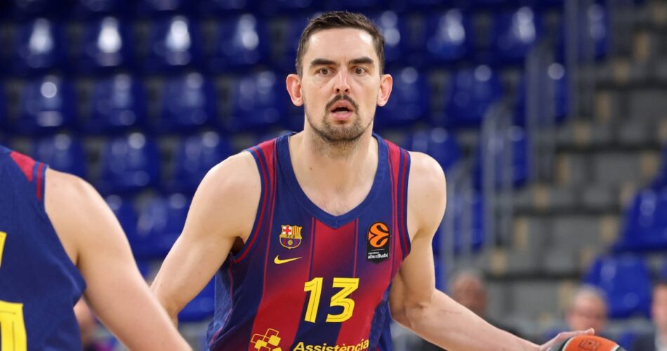 Ο Σατοράνσκι σε αγώνα της Μπαρτσελόνα πριν από τη μεταγραφή του στη Χάποελ Τελ Αβίβ