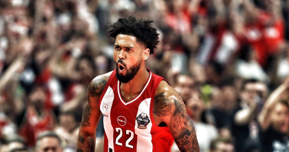 Ο Ντόρσεϊ σε αγώνα της EuroLeague με τον Ολυμπιακό, ενώ βρίσκονται σε εξέλιξη οι συζητήσεις για το νέο του συμβόλαιο.