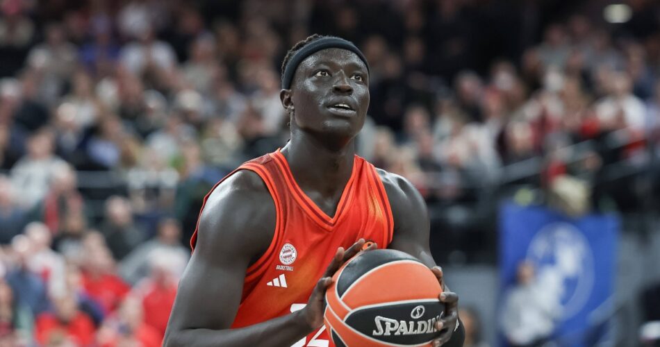 Ο Γκέιμπριελ σε αγώνα της EuroLeague με την Μπάγερν Μονάχου πριν από τη μεταγραφή του στην Μπεσίκτας