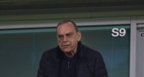 Άρης: Κρίσιμη συνάντηση για Καρυπίδη στην Αθήνα