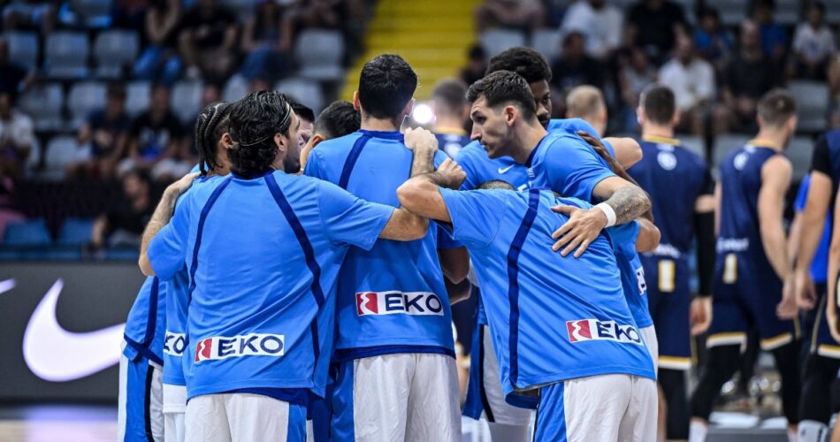 H Εθνική Ελλάδας πανηγυρίζει σε παλαιότερη αναμέτρηση