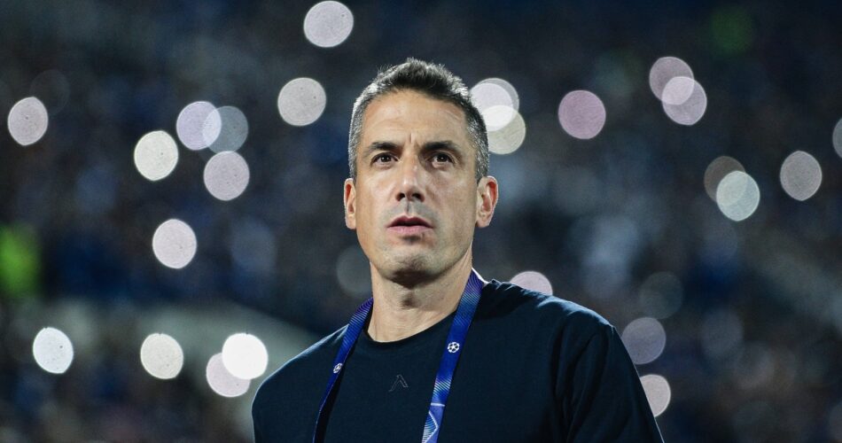 Ο Χούλιο Βελάσκεθ στο πρώτο παιχνίδι της Λέφσκι Σόφιας με την ΑΕΚ για τα playoffs του Champions League