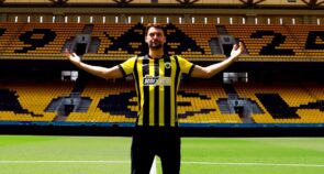 Πήρε πρώτη γεύση από την Allwyn Arena ο Κάιρινεν! (vid)