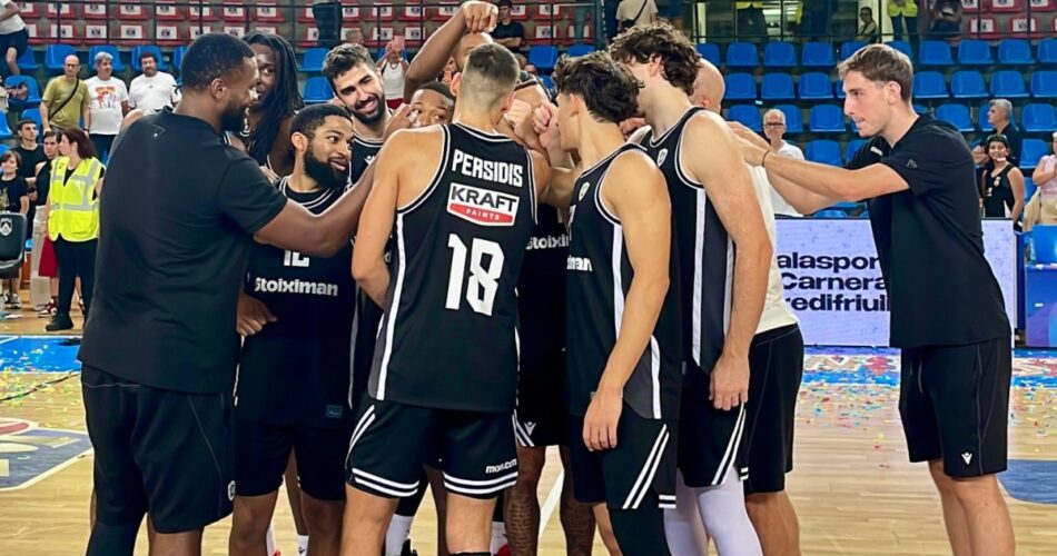 Οι παίκτες του ΠΑΟΚ σε φιλική αναμέτρηση κατά τη διάρκεια της προετοιμασίας