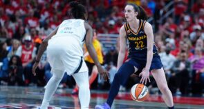 WNBA: Έγραψε ιστορία στα playoffs με νούμερα που «εκτόξευσαν» τη λίγκα (pics)