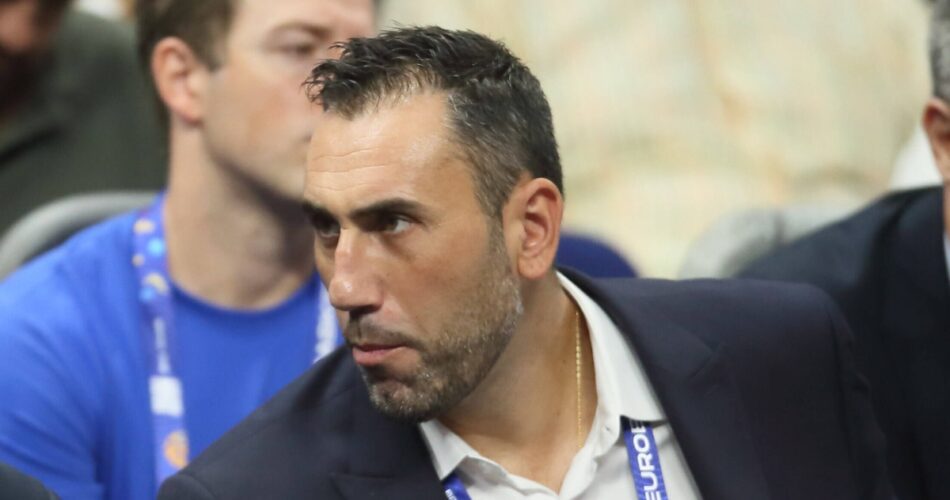 Ο Δήμος Ντικούδης, μέλος της ΕΟΚ, σε παλαιότερη φωτογραφία