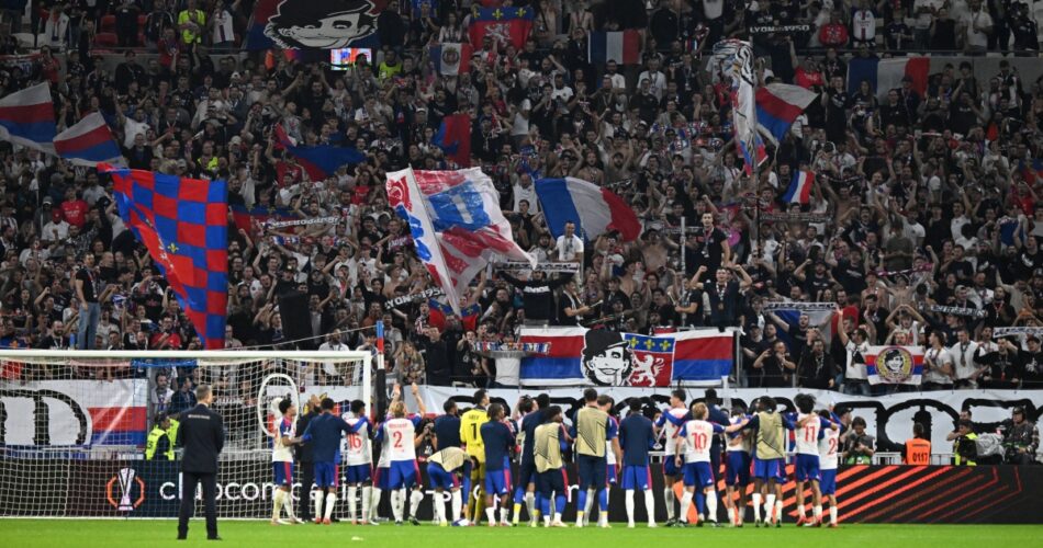 Γενική άποψη του Groupama Stadium της Λιόν κατά τη διάρκεια πρόσφατης ευρωπαϊκής αναμέτρησης