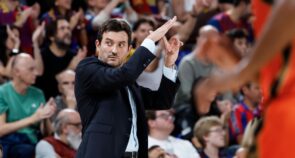 Αλμπέρ: Η ιδιαίτερη προειδοποίηση πριν από το Βαλένθια – Ολυμπιακός και όσα είπε για τον Μοντέρο!